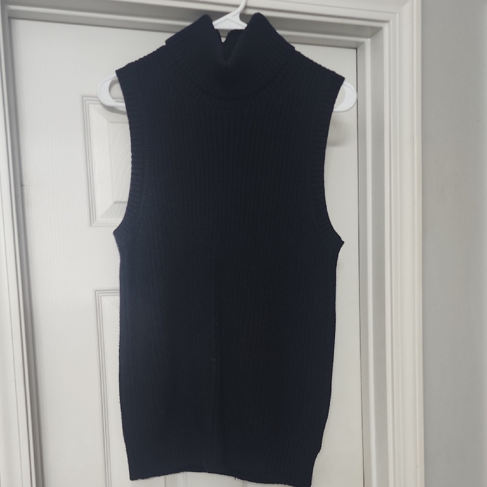 Michael Kors Black Sleeveless Turtleneck Sweater NWOT
